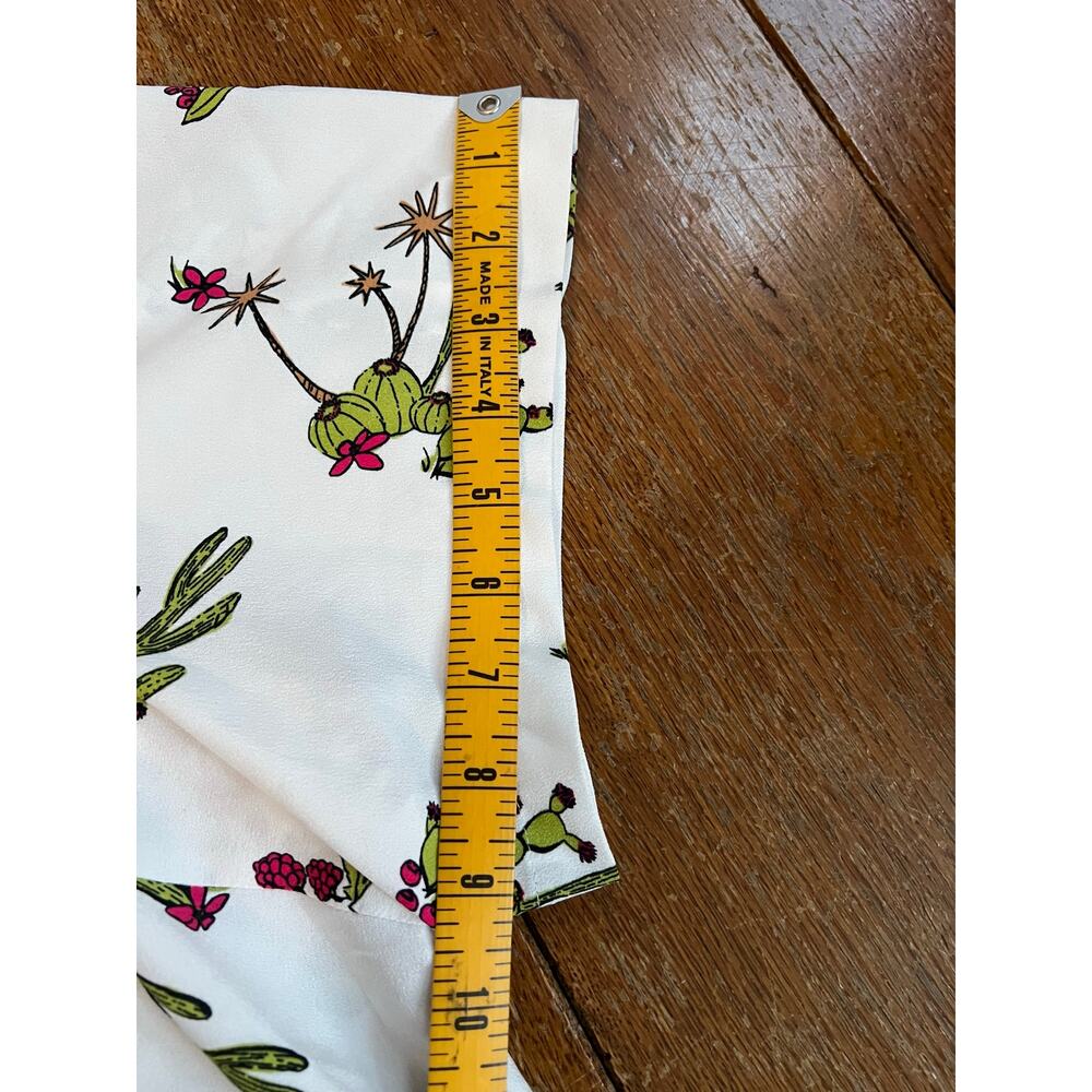 Cactus button up v-neck blouse by ModCloth - Picture 9 of 9